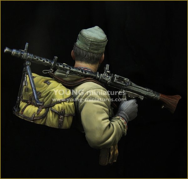 Young Miniatures YM1860 SS GEBIRGSJAGER WWII 1/10 – Bild 6