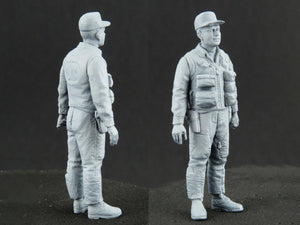 ICM 48280 B-26K with USAF Pilots &amp;amp; Ground Personnel 1/48 – image 11
