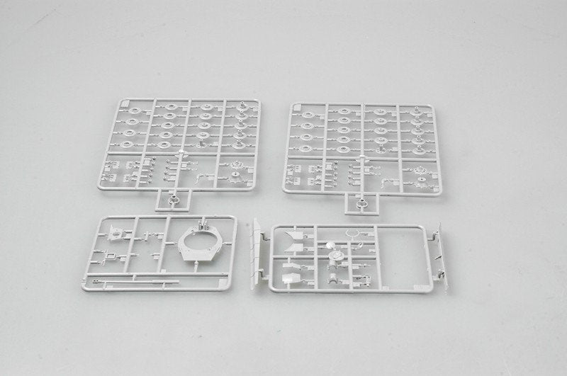Trumpeter 07291 King Tiger Henschel Turret w/Zimmerit 1/72 – image 4