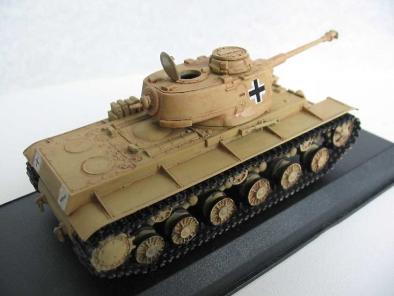 PST 72027 Pz.Kpfw. 753(r) Heavy Tank 1/72 – immagine 5
