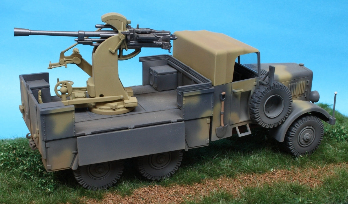 IBG 35005 Einheitsdiesel with Breda 37mm AA Gun 1/35 – image 4