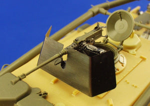 Eduard 35787 M-88 Recovery Tank AFV Club – image 8