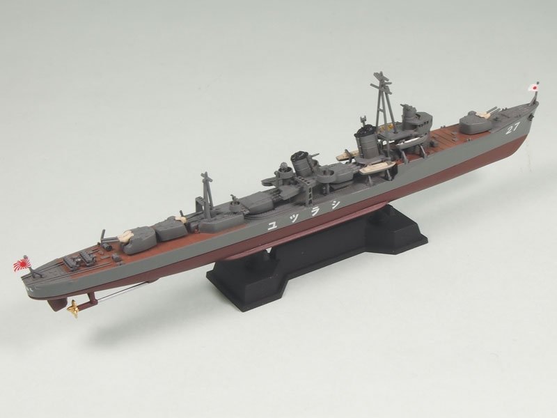 Pit-Road W135 IJN Destroyer Shiratsuyu with hull parts 1/700 – obrázek 2