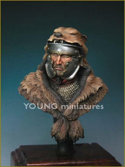 Young Miniatures YH1803 ROMAN SIGNIFER 1st Century AD 1/10 – Bild 2