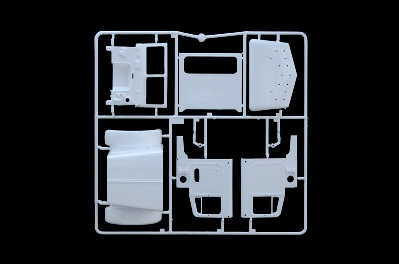Italeri 3894 CLASSIC PETERBILT 378-119 1/24 – Bild 2