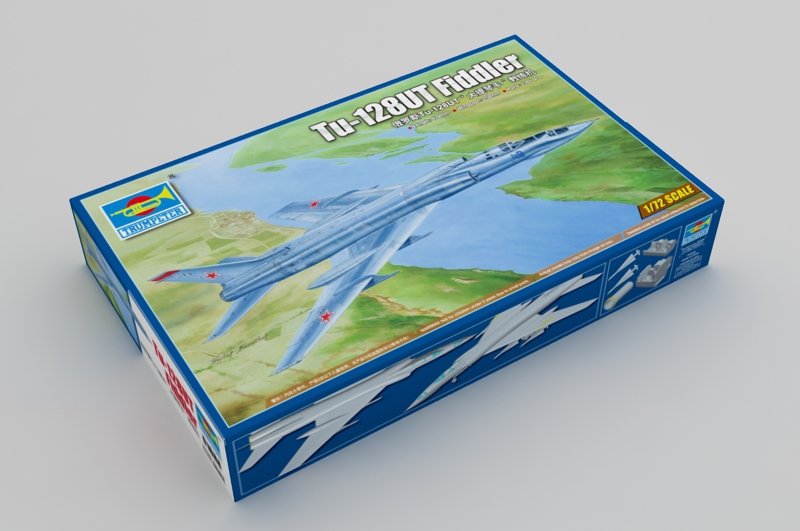 Trumpeter 01688 Tu-128UT Fiddler 1/72 – immagine 2