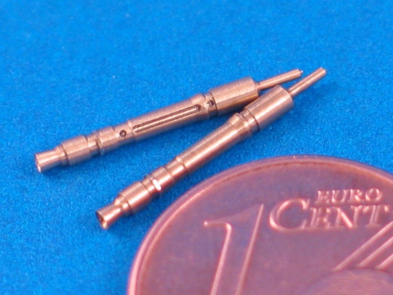 Aber 35L-063 Set of 2 barrels for German Tank MG 34 machine guns 1/35 – image 2
