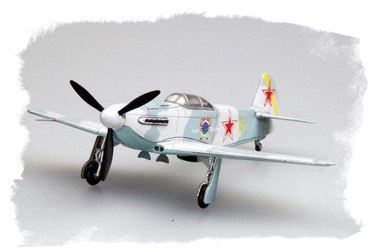 Hobby Boss 80255 Yak-3 1/72 – image 4