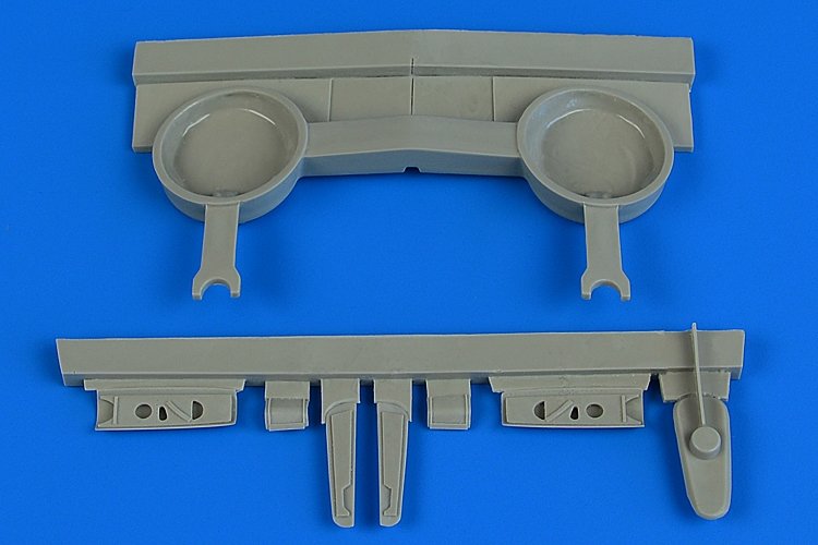 Aires 4724 Baie de train d'atterrissage P-40B 1/48 AIRFIX