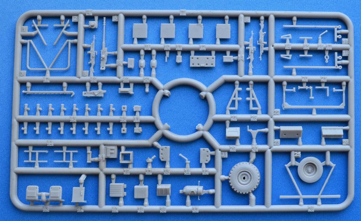 ACE 72458 JACAM 4x4 Unimog for long-range patrol missions 1/72 – obrázek 4