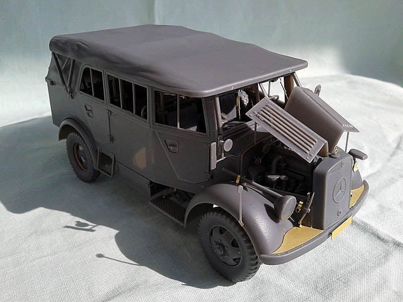 Miniart 35147 L1500A Kfz.70 German Personnel Car 1/35 – image 4