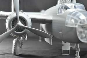 HK Models 01E02 B-25J Mitchell &amp;quot;Strafer&amp;quot; 1/32 – image 5