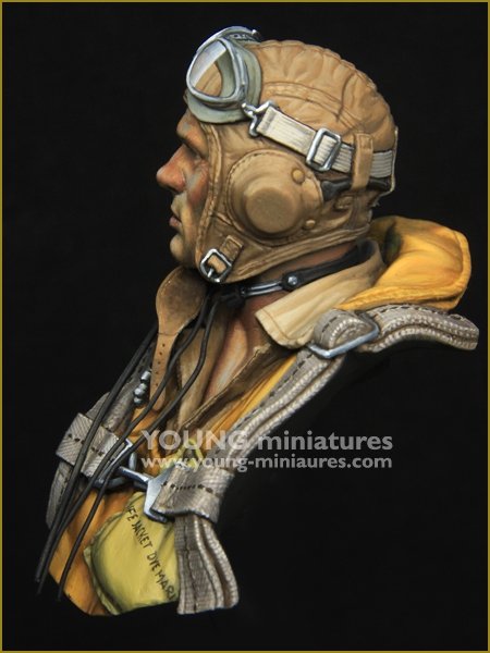 Young Miniatures YM1890 The Battle of Midway US Navy Pilot 1942 1/10 – image 4