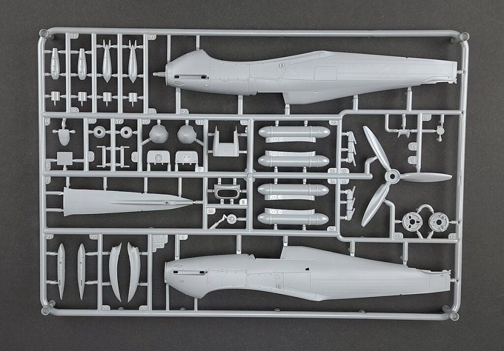 Arma Hobby 40012 Hurricane Mk IIb Reconnaissance 1/48 – Bild 10