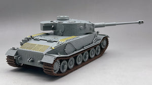 Amusing Hobby 35A059 Panzerbefehlswagen Tiger (P) 003 w/Zimmerit in May 1944 1/35 – image 4