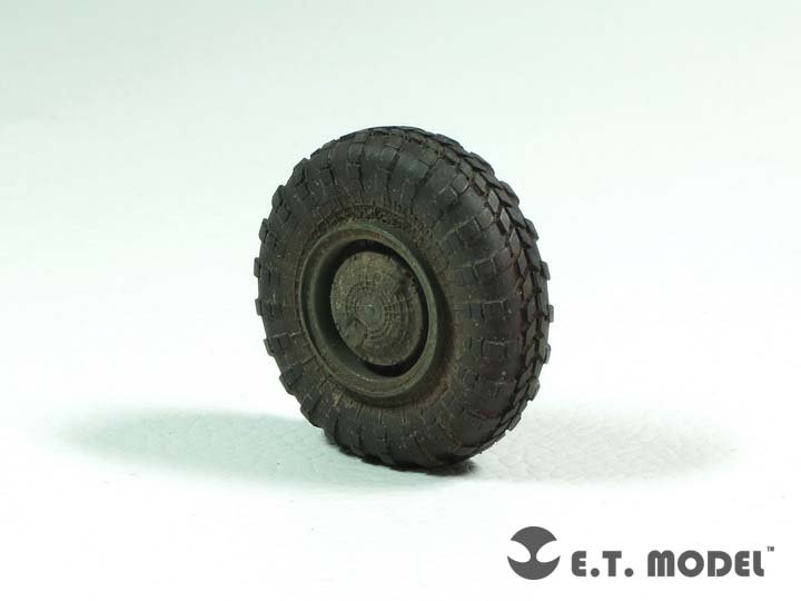 ET Model ER35-058 Russian BTR-80 APC Weighted Road Wheels Narrow For TRUMPETER 1/35 – immagine 2