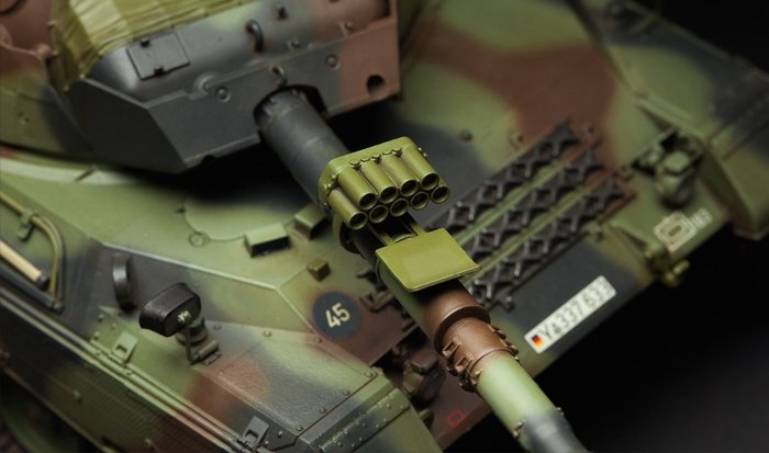 Meng Model TS-015 GERMAN MAIN BATTLE TANK LEOPARD 1 A5 1/35 – Bild 5