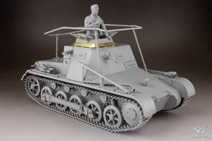 Takom 1017 Sd.Kfz.265 Kleiner Panzerbefehlswagen I 3 in 1 1/16 – obrázek 3