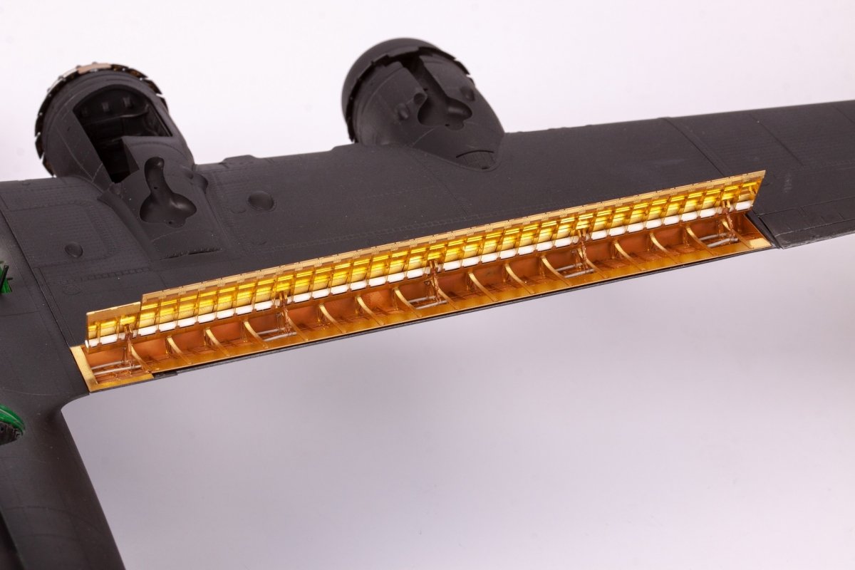 Eduard 481053 B-17F landing flaps HKM 1/48 – imagen 7