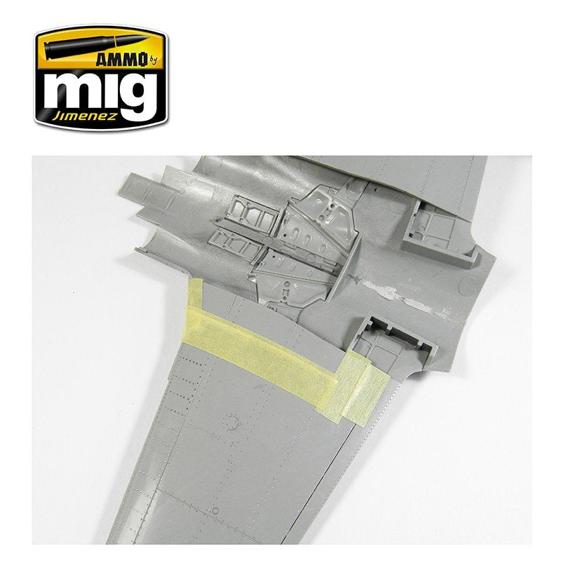 Pâte antidérapante Ammo of Mig 2034 - Couleur noire pour maquettes 1/72 et 1/48  – image 2
