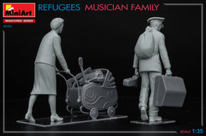 MiniArt 38084 REFUGEES. MUSICIAN FAMILY 1/35 – obrázek 4