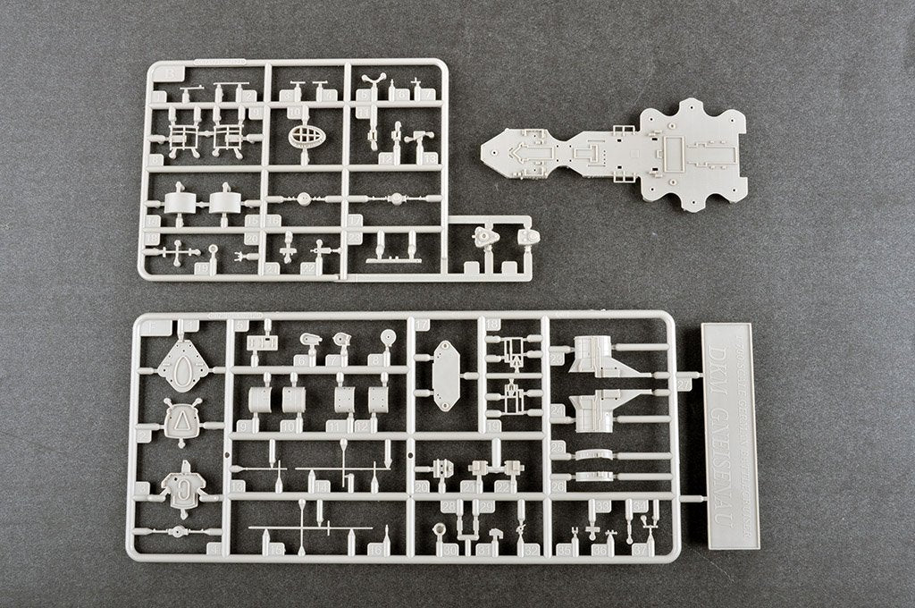 Trumpeter 06736 German Gneisenau Battleship 1/700 – image 6