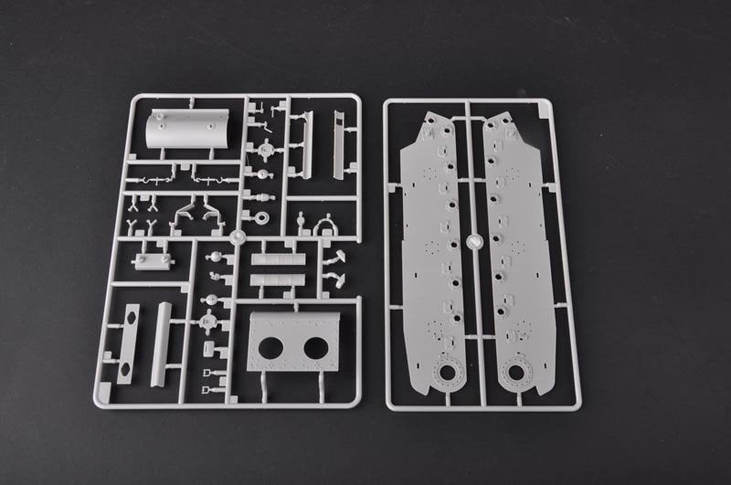 Trumpeter 01570 Soviet KV-122 Heavy Tank 1/35 – obrázek 6