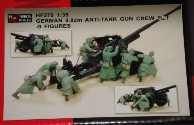 Hobby Fan HF576 German 8.8cm Anti-Tank Gun Crew Set 9 Figures 1/35