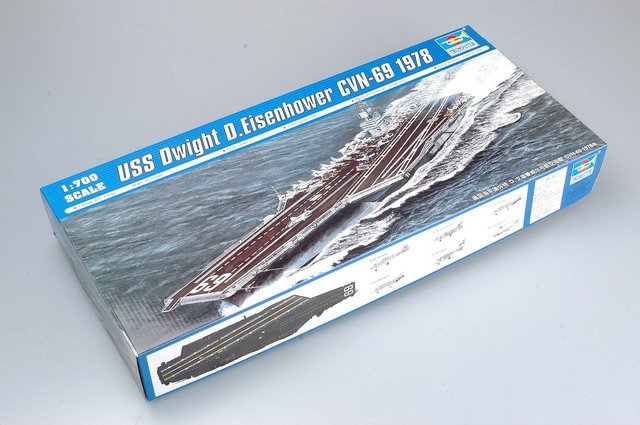 Trumpeter 05753 USS Dwight D.Eisenhower CVN-69 1978 1/700 – Bild 2