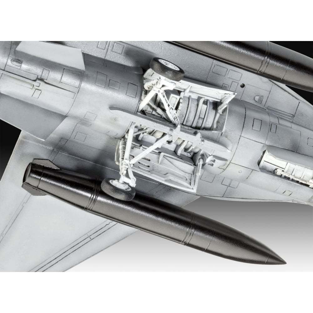 Revell 03905 Lockheed Martin F-16 MLu 100th Anniversary 1/72 – obrázek 4