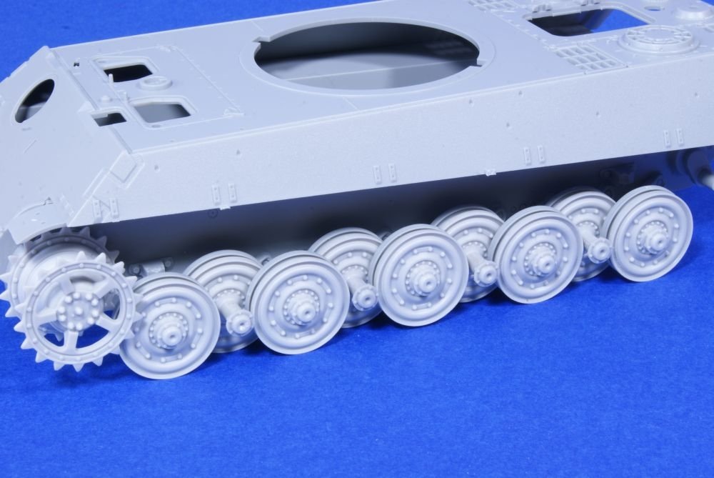 Roues Panzer Art RE35-194 pour « King Tiger » (Modèle final) 1/35 – image 3