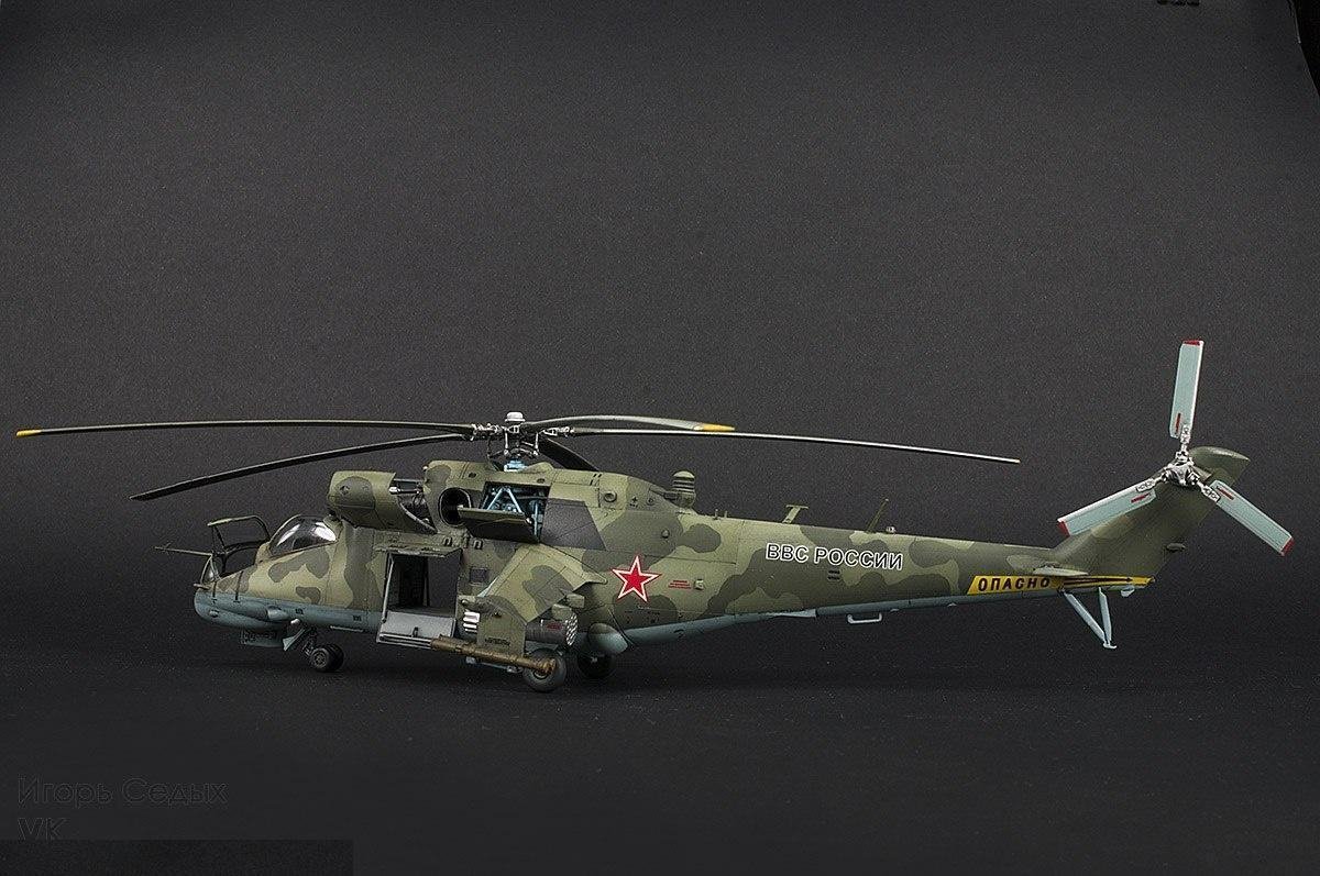Zvezda 7315 MI-24P HIND SOVIET ATTACK HELICOPTER 1/72 – image 6