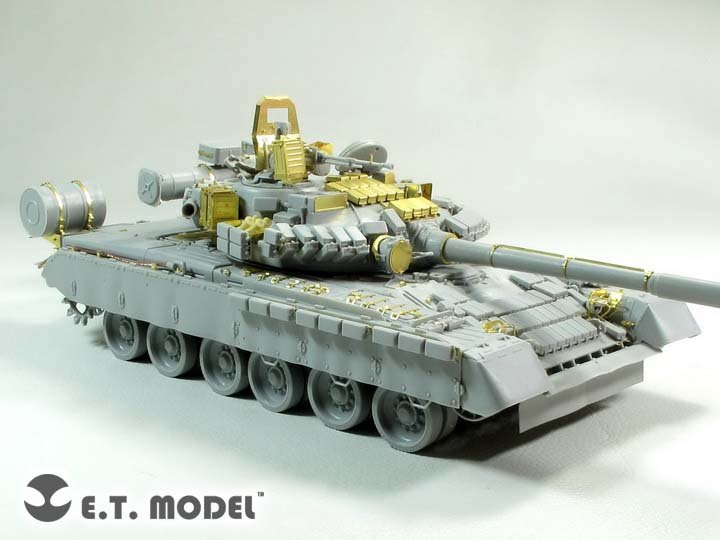 ET Model E35-213 Russian T-80BV Main Battle Tank (For TRUMPETER 05566) (1/35) – image 4