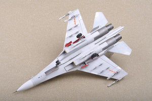 Trumpeter 01659 Russian Su-30MKK Flanker G 1/72 – image 11