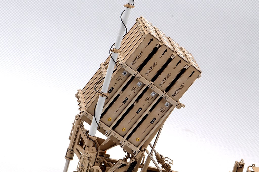 Trumpeter 01092 Iron Dome Air Defense System 1/35 – image 12