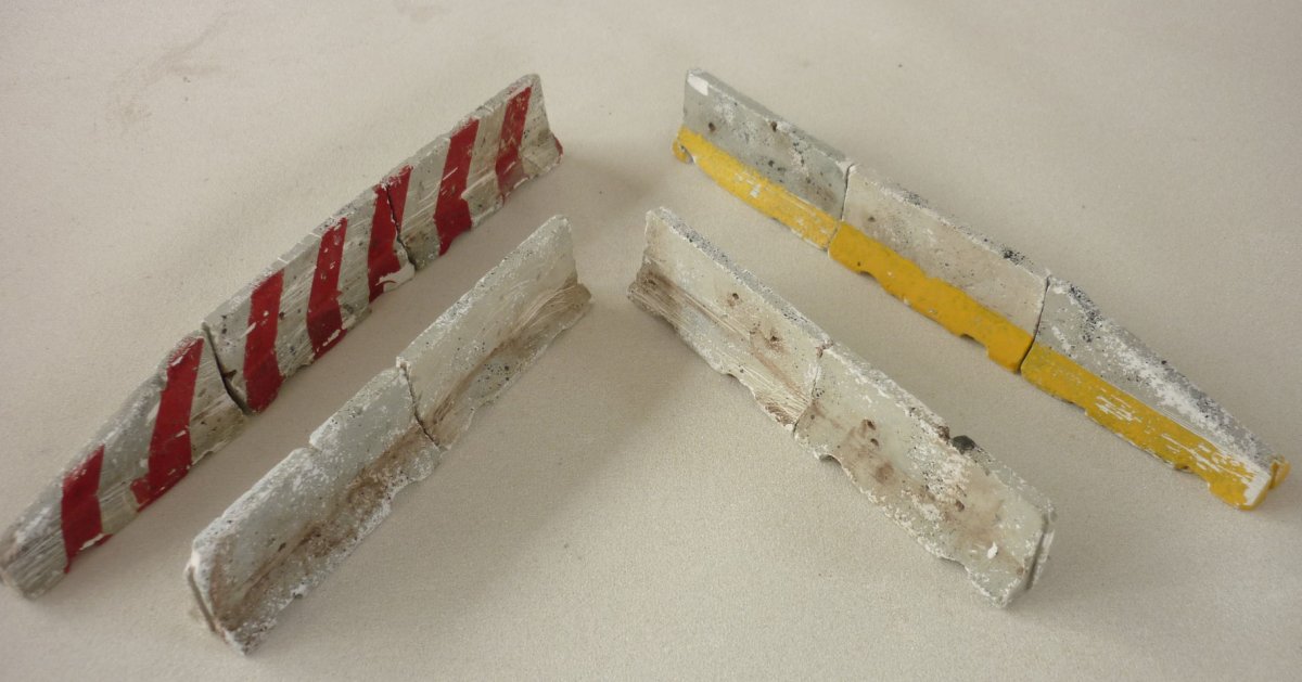 RT-Diorama 35266 Concrete barrier Set No.1 (10 pcs) 1/35 – image 3