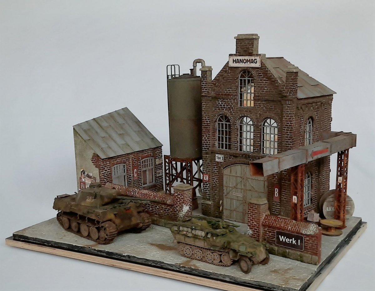 RT-Diorama 35286 Diorama-Base: &amp;quot;Factory Yard&amp;quot; 1/35 – immagine 4