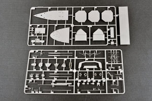 Trumpeter 05627 German Navy Aircraft Carrier DKM Graf Zeppelin 1/350 – image 9