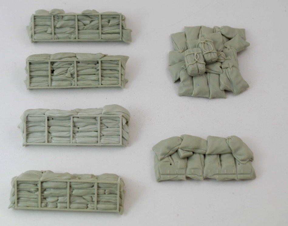 Panzer Art RE35-693 Sandbags armor for Ukrainian BTR-80 1/35 – Bild 9