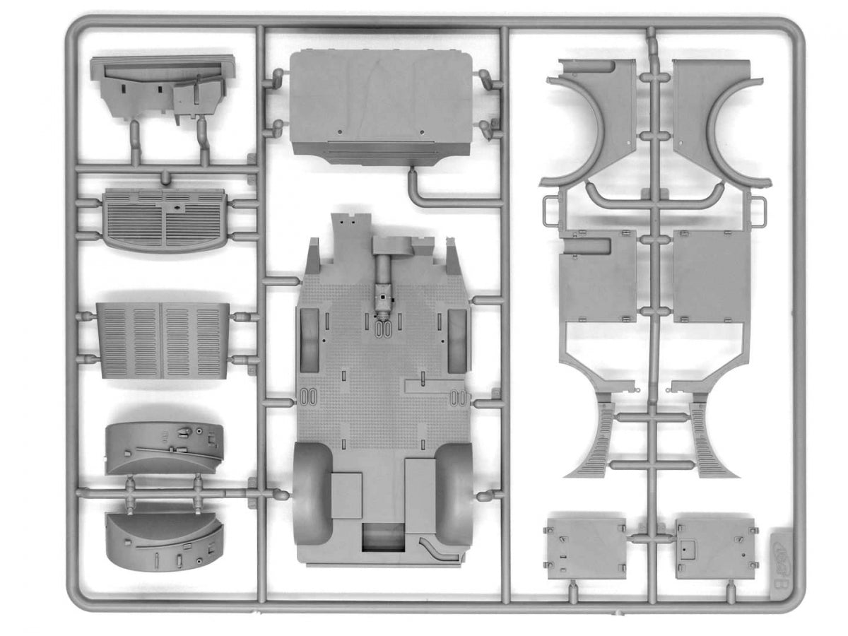 ICM 35502 Kfz.70 with MG 34 WWII German military vehicle 1/35 – image 10