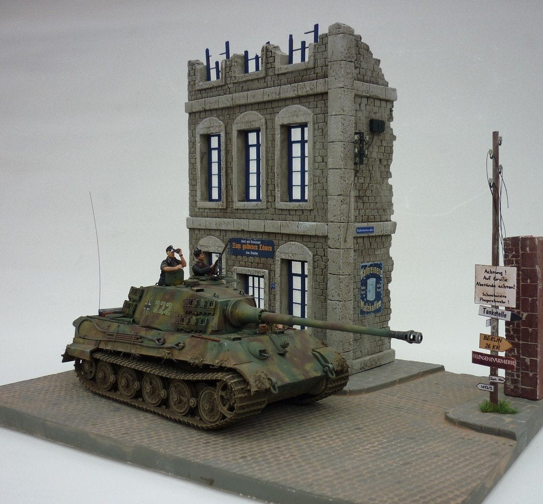RT-Diorama 35197 Diorama-Base: &amp;quot;Street Corner&amp;quot; 1/35 – immagine 6