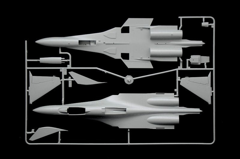 Italeri 1413 SU-27 FLANKER 1/72 – obrázek 2