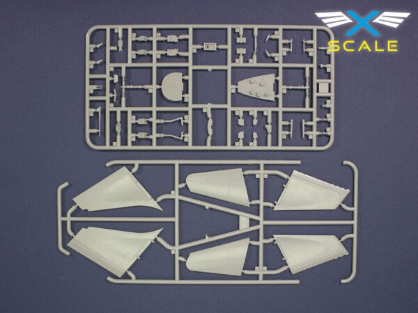 X-Scale 144008 B707-124 Long Range Narrow Body Airliner Continental 1/144 – obrázek 9