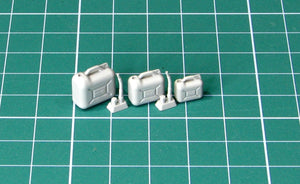 EUREKA XXL E-042 Plastic Jerry Can 5, 10 and 20 L 1/35 – imagen 5