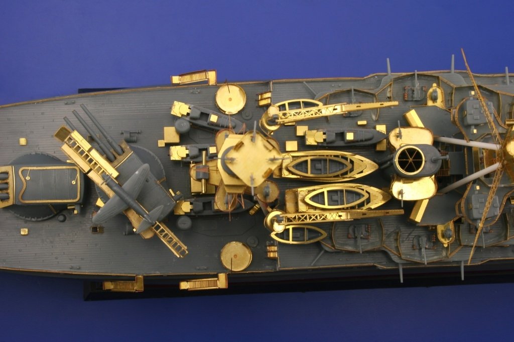Eduard 53016 USS Arizona MINI HOBBY MODEL 1/350 – imagen 9