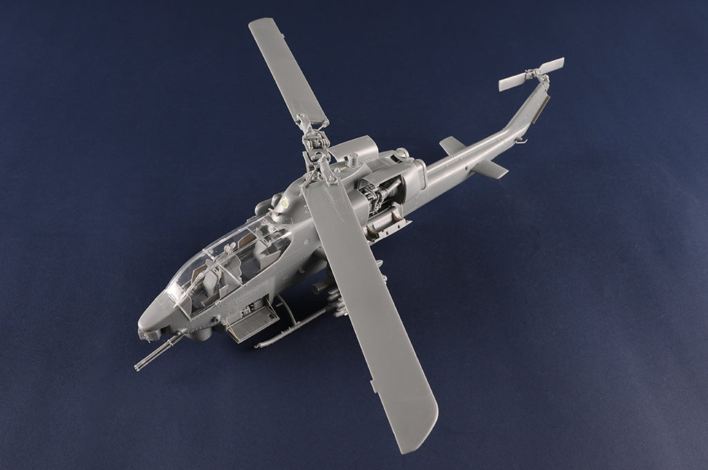 Trumpeter 05116 AH-1W Super Cobra 1/35 – image 17