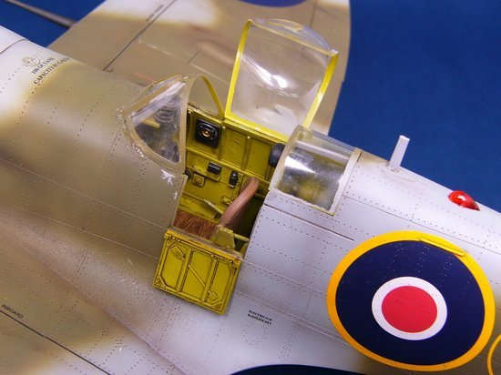 Trumpeter 02404 Spitfire Mk Vb Floatplane 1/24 – Bild 2