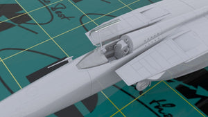 ICM 72172 MiG-25 RBT, Soviet Reconnaissance Plane 1/72 – Bild 5