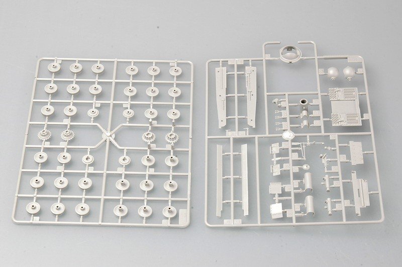 Trumpeter 07274 Sturmtiger allemand, production initiale (1/72) – image 4