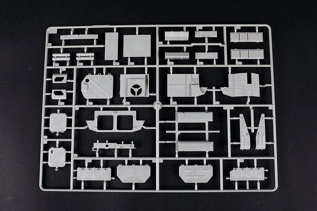 Trumpeter 09605 Russian 9P149 Launching Vehicle w/9K114 Shturm-S ATGM system 1/35 – Bild 10